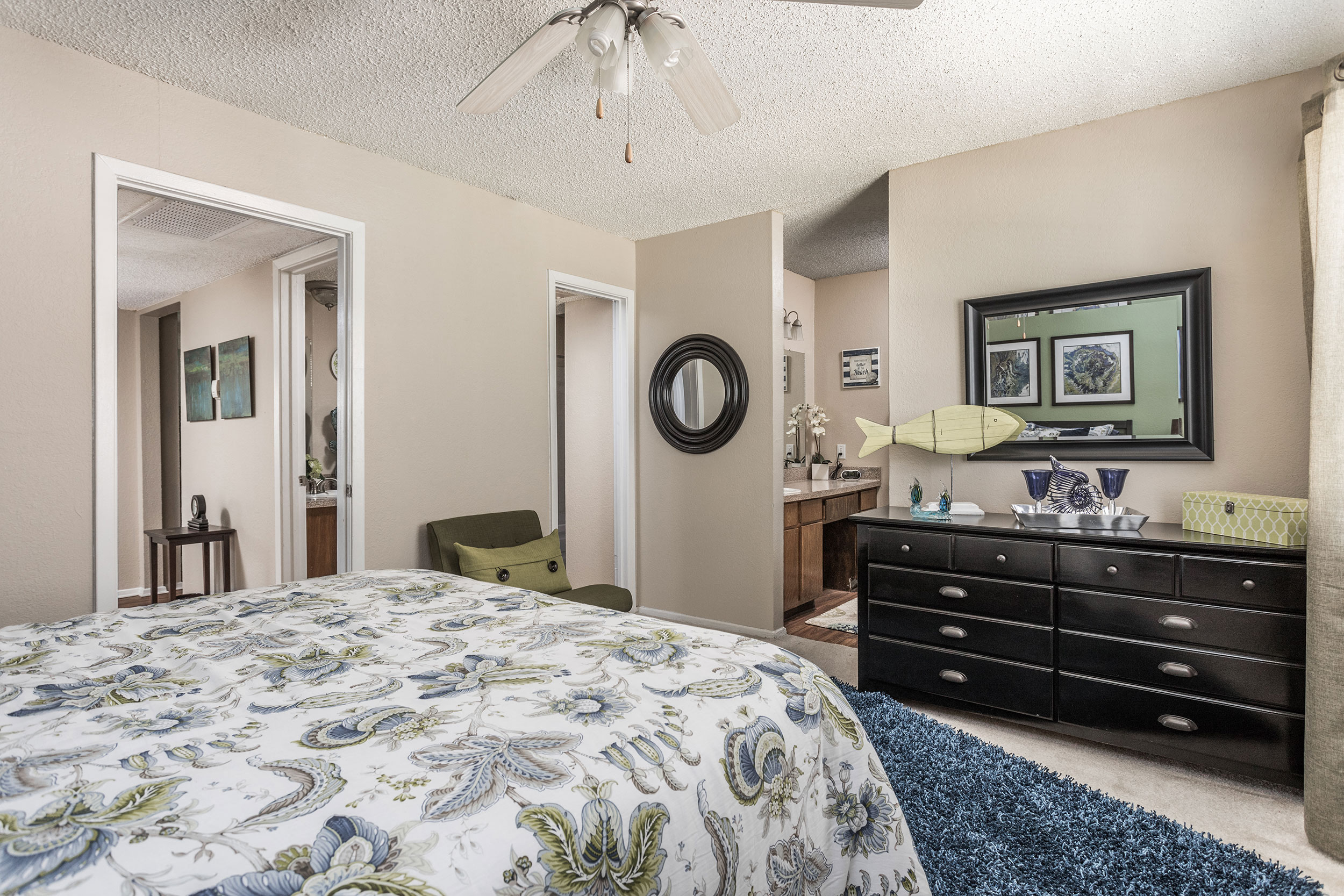 Fox Trails Apartment Homes IRT Living